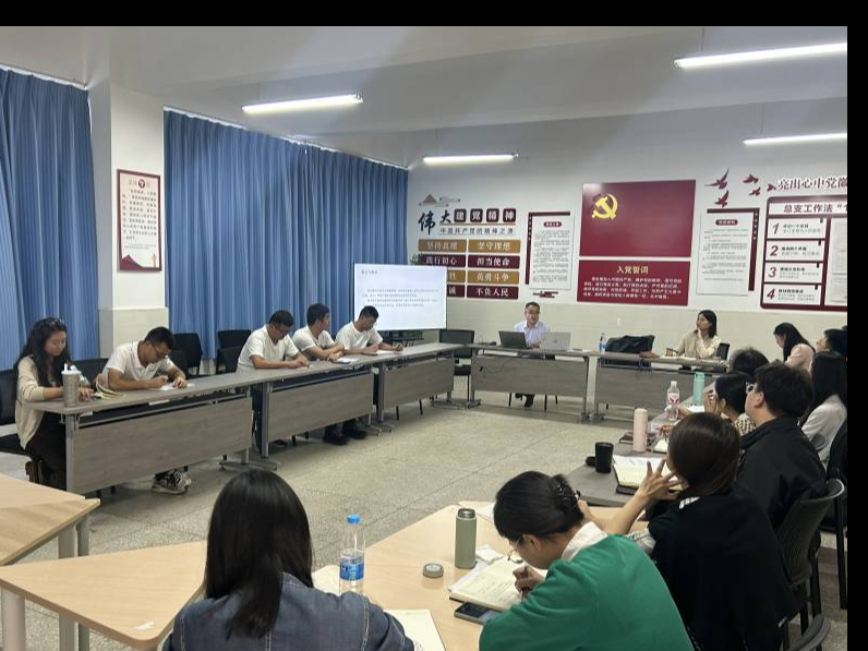 人文社科部邀请院外专家开展科研课题申报专题讲座